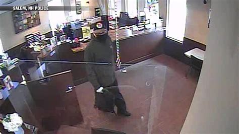 Authorities searching for suspect after cash loan store robbery in Salem, NH